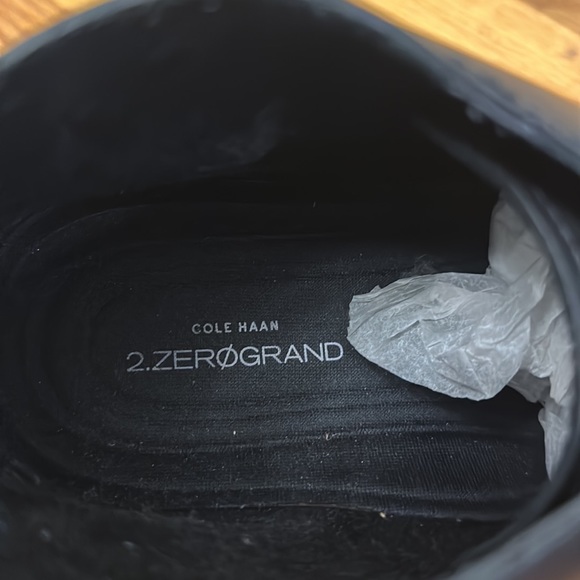 10 1/2M Black Cole Haan Zero Grand Chukka